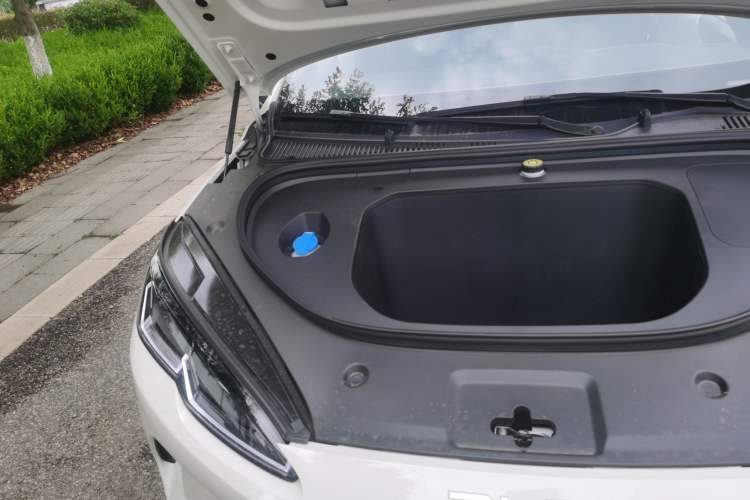 Used BYD Seal 06 New Energy 2025 EV 545KM Premium Edition Engine Bay Right