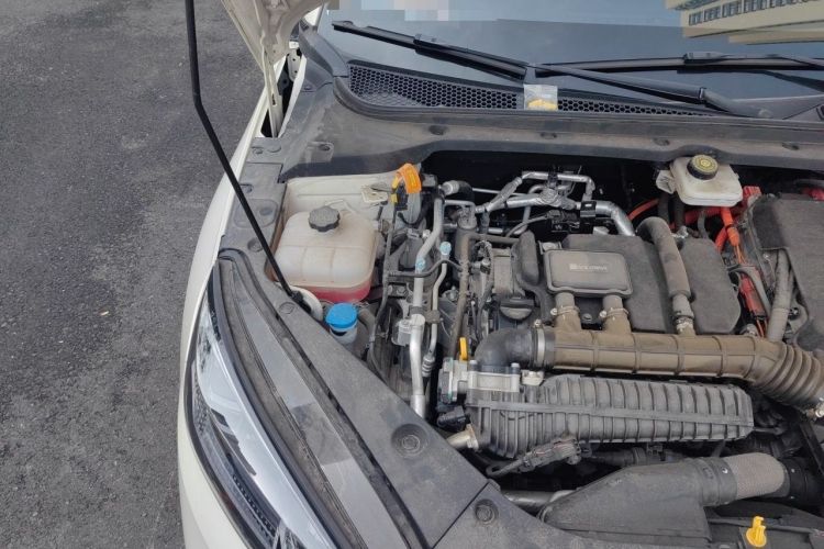 Used BYD Seal 06 New Energy 2025 DM-i Smart Drive 80KM Luxury Model Engine Bay Right