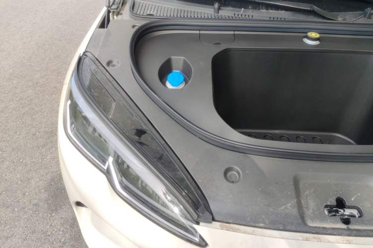 Used BYD Seal 06 New Energy 2025 EV 545KM Premium Edition Engine Bay Right