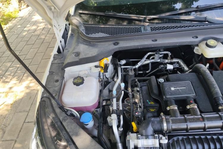 Used BYD Seal 06 New Energy 2025 DM-i Smart Drive 80KM Luxury Model Engine Bay Right