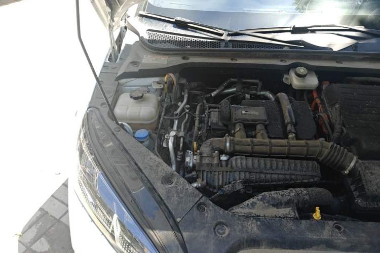 Used BYD Seal 06 New Energy 2025 DM-i Smart Drive 80KM Luxury Model Engine Bay Right