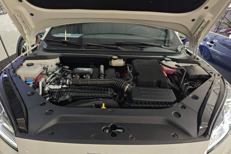 Used BYD Seal 06 New Energy 2025 DM-i Smart Drive 120KM Deluxe Model Engine Bay