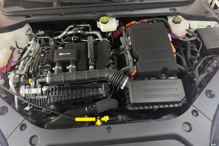 Used BYD Seal 06 New Energy 2025 DM-i Smart Drive 120KM Prestige Model Engine Bay
