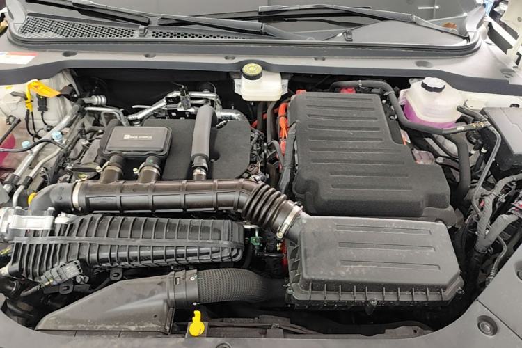 Used BYD Seal 06 New Energy 2025 DM-i Smart Drive 80KM Luxury Model Engine Bay