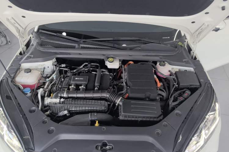 Used BYD Seal 06 New Energy 2025 DM-i Smart Drive 120KM Prestige Model Engine Bay