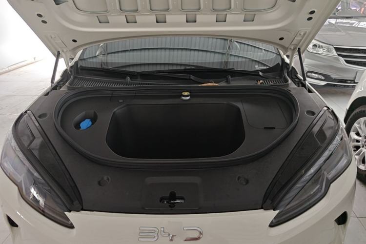 Used BYD Seal 06 New Energy 2025 EV 470KM Prestige Edition Engine Bay