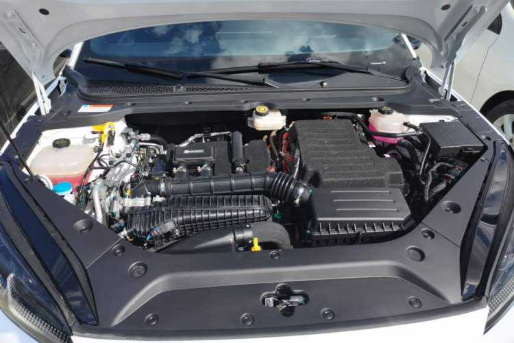 Used BYD Seal 06 New Energy 2025 DM-i Smart Drive 80KM Luxury Model Engine Bay