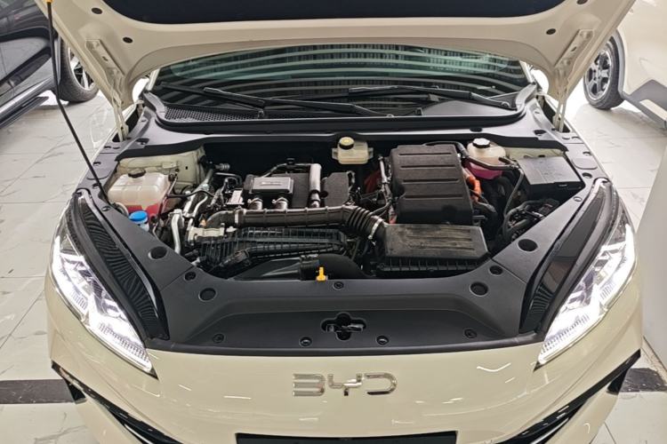 Used BYD Seal 06 New Energy 2025 DM-i Smart Drive 120KM Deluxe Model Engine Bay