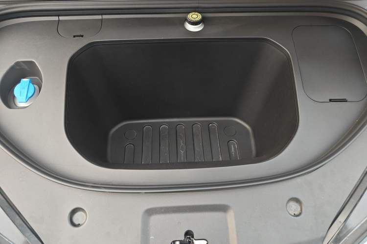 Used BYD Seal 06 New Energy 2025 EV 545KM Flagship Edition Engine Bay