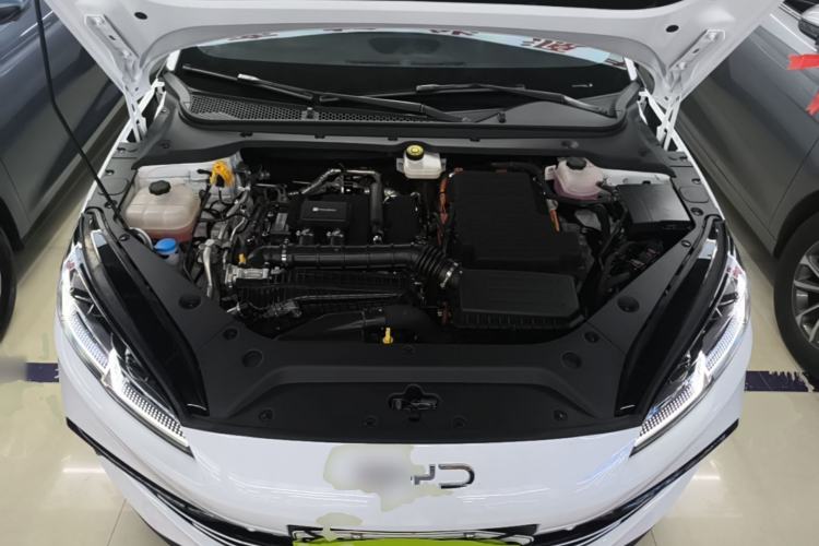 Used BYD Seal 06 New Energy 2025 DM-i Smart Drive 80KM Luxury Model Engine Bay