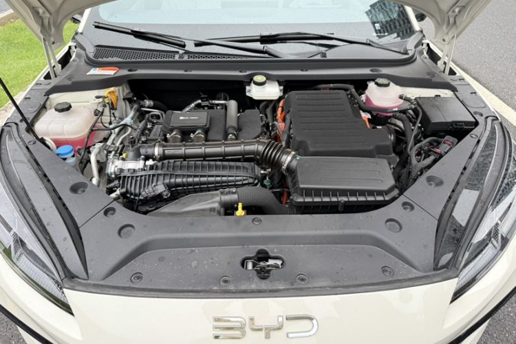 Used BYD Seal 06 New Energy 2025 DM-i Smart Drive 80KM Prestige Model Engine Bay
