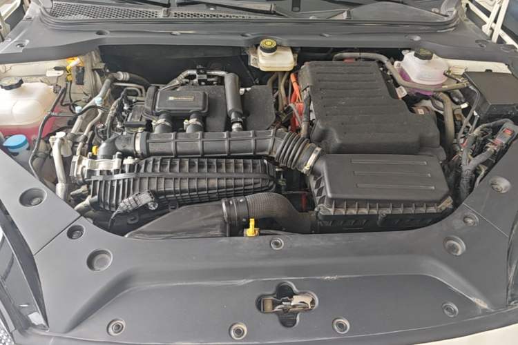 Used BYD Seal 06 New Energy 2025 DM-i Smart Drive 80KM Luxury Model Engine Bay