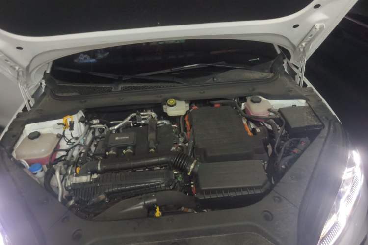 Used BYD Seal 06 New Energy 2025 DM-i Smart Drive 80KM Luxury Model Engine Bay