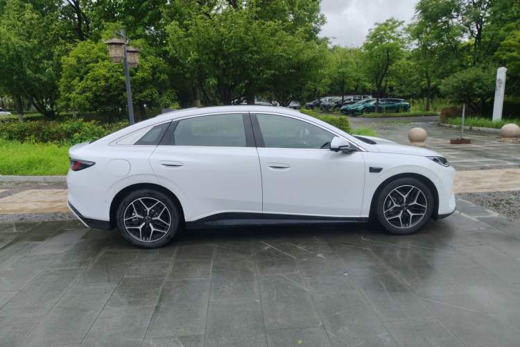 Used BYD Seal 06 New Energy 2025 EV 545KM Flagship Edition Exterior 1