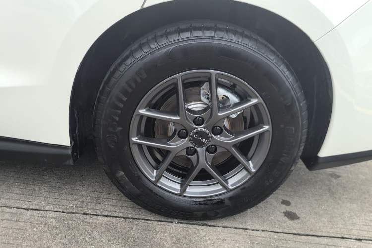 Used BYD Seal 06 New Energy 2025 DM-i Smart Drive 80KM Luxury Model Exterior 10