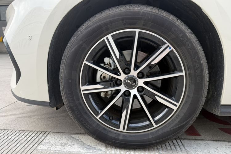 Used BYD Seal 06 New Energy 2025 DM-i Smart Drive 120KM Deluxe Model Exterior 2