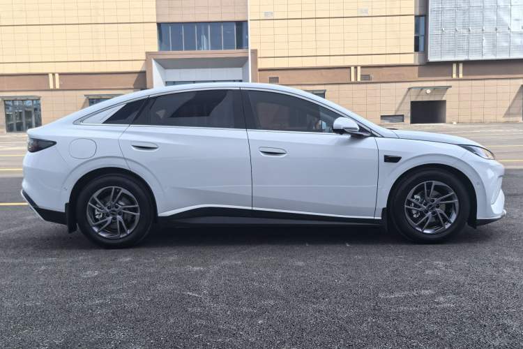 Used BYD Seal 06 New Energy 2025 EV 545KM Premium Edition Exterior 3