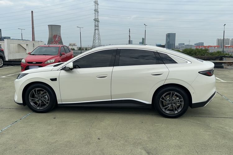 Used BYD Seal 06 New Energy 2025 EV 470KM Prestige Edition Exterior 3