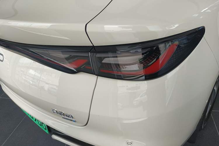 Used BYD Seal 06 New Energy 2025 EV 545KM Premium Edition Exterior 3