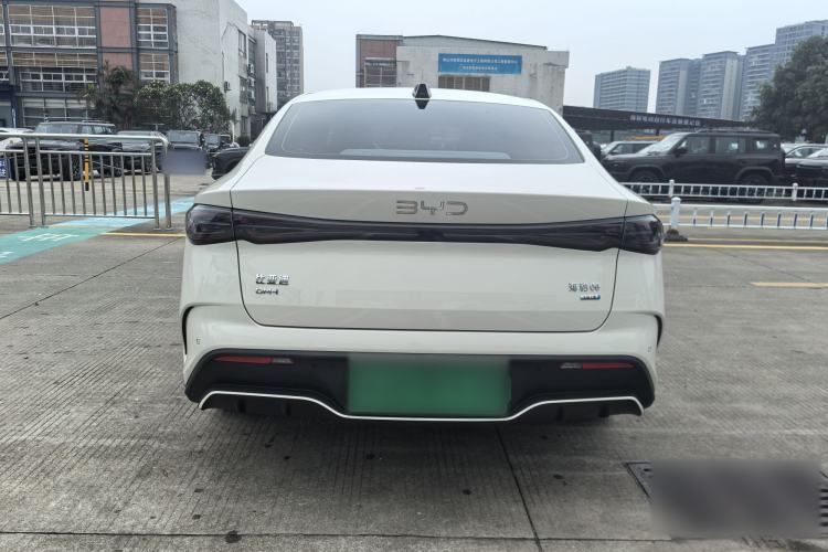 Used BYD Seal 06 New Energy 2025 DM-i Smart Drive 80KM Luxury Model Exterior 3