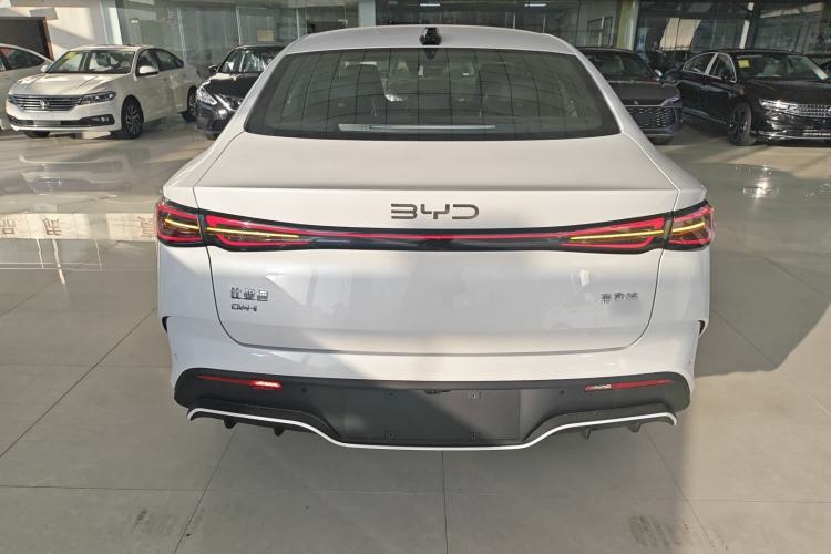 Used BYD Seal 06 New Energy 2025 DM-i Smart Drive 80KM Luxury Model Exterior 4
