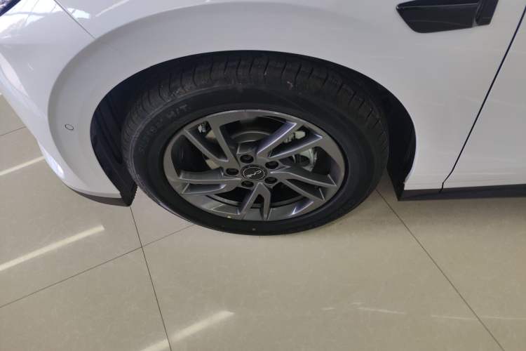 Used BYD Seal 06 New Energy 2025 EV 545KM Premium Edition Exterior 4