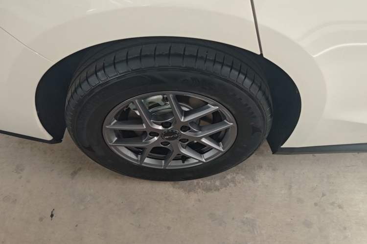 Used BYD Seal 06 New Energy 2025 DM-i Smart Drive 80KM Luxury Model Exterior 5