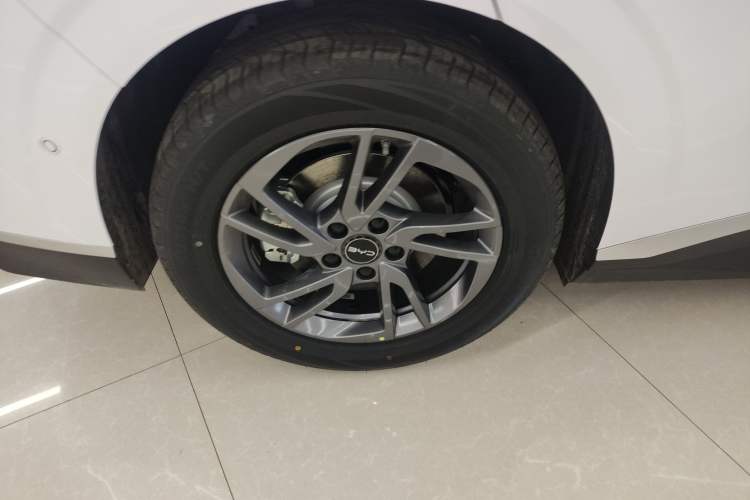 Used BYD Seal 06 New Energy 2025 EV 545KM Premium Edition Exterior 5