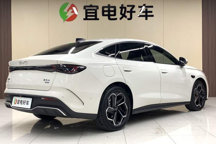 Used BYD Seal 06 New Energy 2025 DM-i Intelligent Drive 120KM Flagship Model Exterior 5