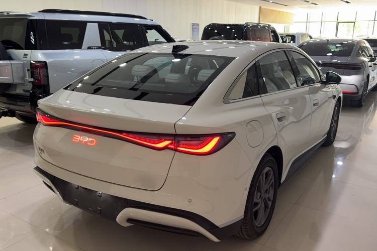 Used BYD Seal 06 New Energy 2025 EV 545KM Premium Edition Exterior 6