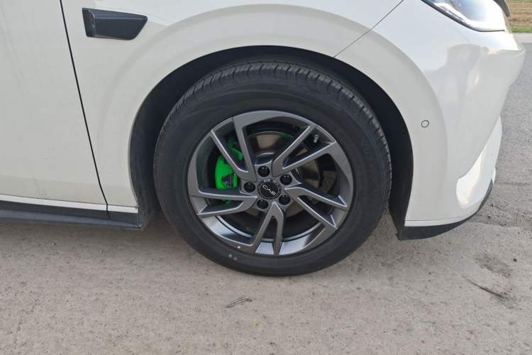 Used BYD Seal 06 New Energy 2025 EV 470KM Prestige Edition Exterior 7