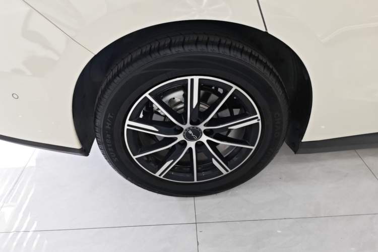 Used BYD Seal 06 New Energy 2025 DM-i Smart Drive 120KM Deluxe Model Exterior 8