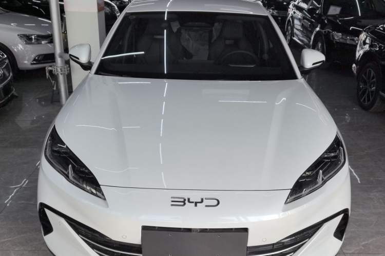 Used BYD Seal 06 New Energy 2025 DM-i Smart Drive 80KM Luxury Model Front