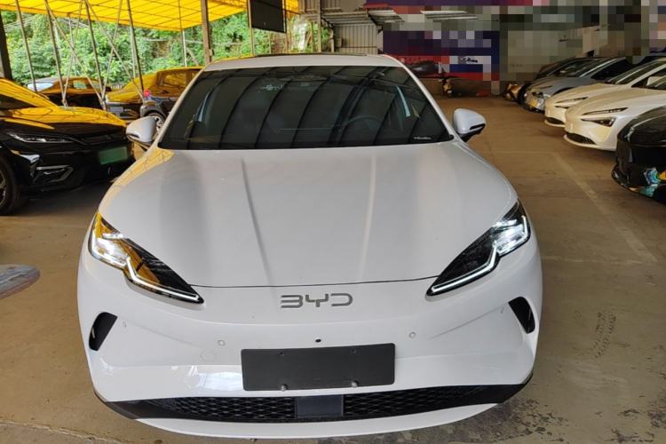 Used BYD Seal 06 New Energy 2025 EV 545KM Premium Edition Front