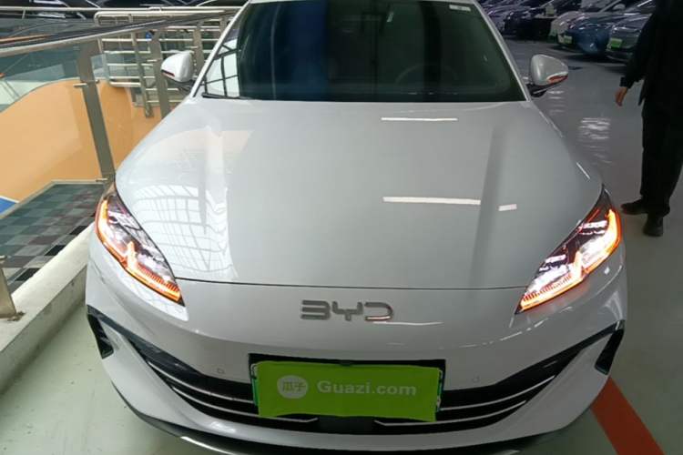 Used BYD Seal 06 New Energy 2025 DM-i Smart Drive 80KM Prestige Model Front