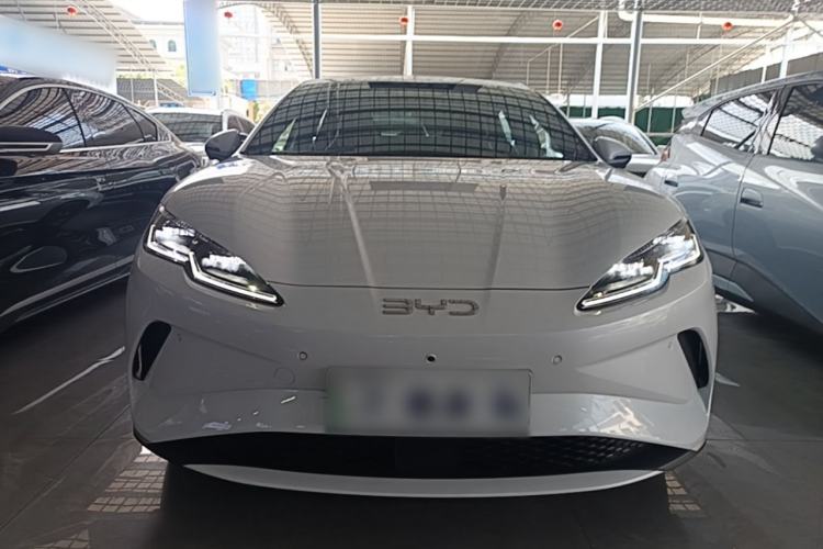 Used BYD Seal 06 New Energy 2025 EV 545KM Premium Edition Front
