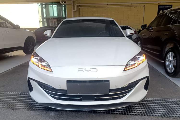 Used BYD Seal 06 New Energy 2025 DM-i Smart Drive 80KM Luxury Model Front