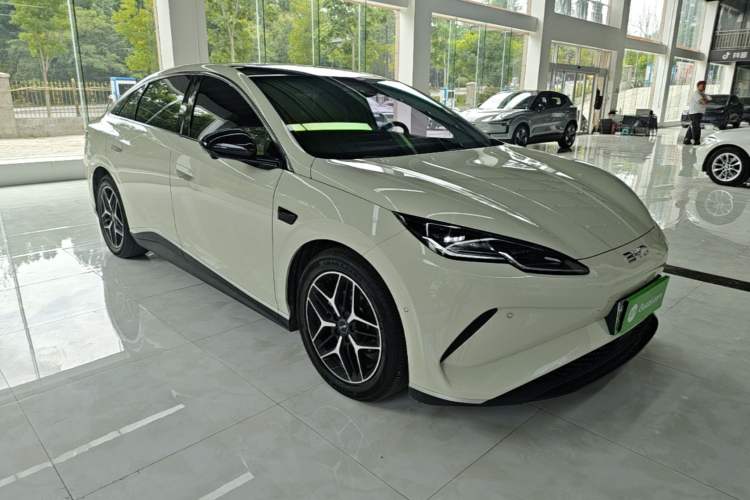 Used BYD Seal 06 New Energy 2025 EV 545KM Flagship Edition Front Right 45 Deg