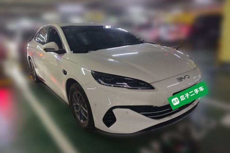 Used BYD Seal 06 New Energy 2025 DM-i Smart Drive 80KM Luxury Model Front Right 45 Deg