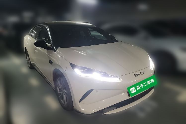 Used BYD Seal 06 New Energy 2025 EV 545KM Premium Edition Front Right 45 Deg