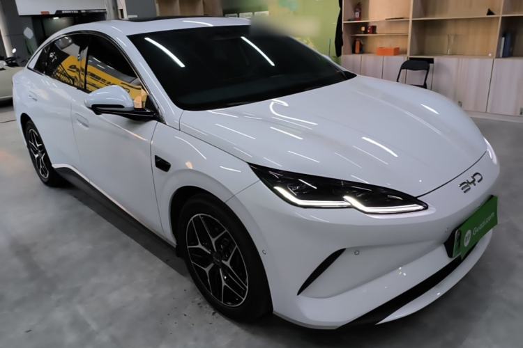 Used BYD Seal 06 New Energy 2025 EV 545KM Flagship Edition Front Right 45 Deg