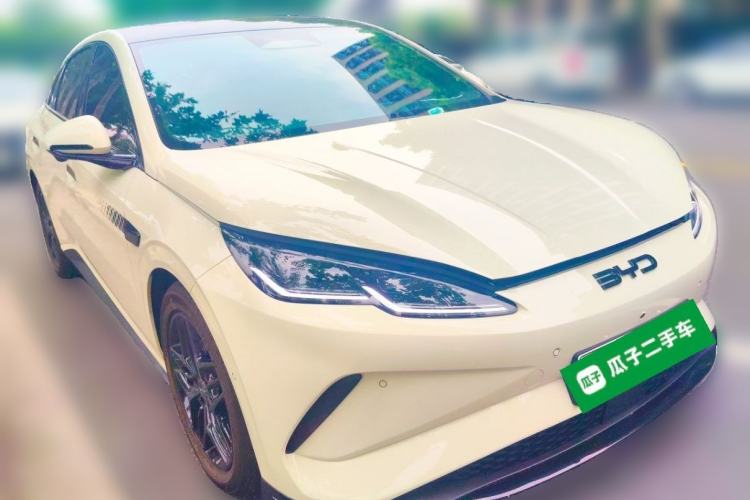 Used BYD Seal 06 New Energy 2025 EV 545KM Flagship Edition Front Right 45 Deg