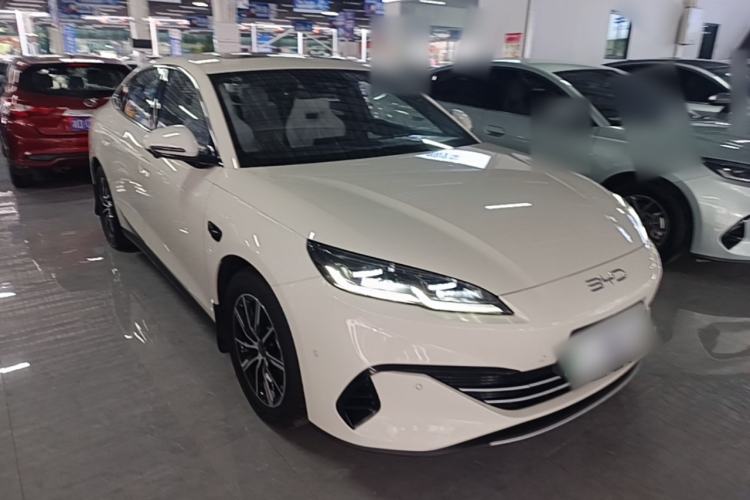 Used BYD Seal 06 New Energy 2025 DM-i Smart Drive 120KM Deluxe Model Front Right 45 Deg