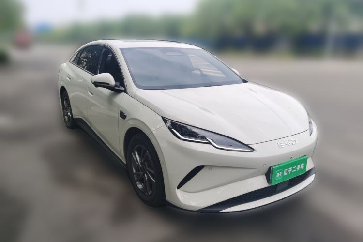 Used BYD Seal 06 New Energy 2025 EV 545KM Premium Edition Front Right 45 Deg