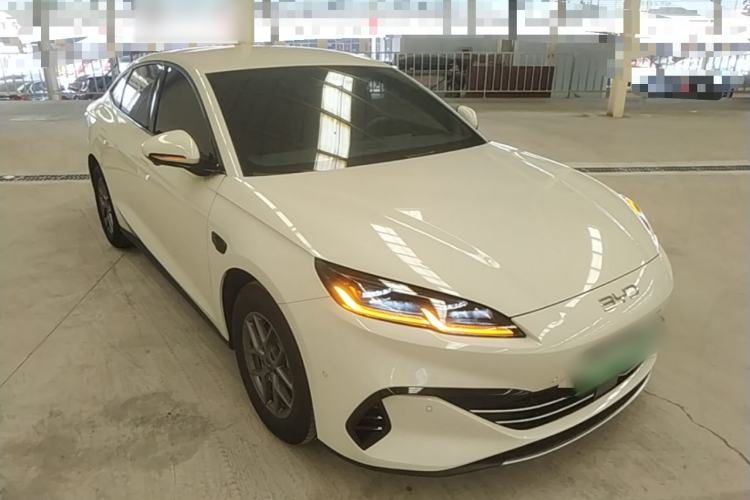 Used BYD Seal 06 New Energy 2025 DM-i Smart Drive 80KM Luxury Model Front Right 45 Deg