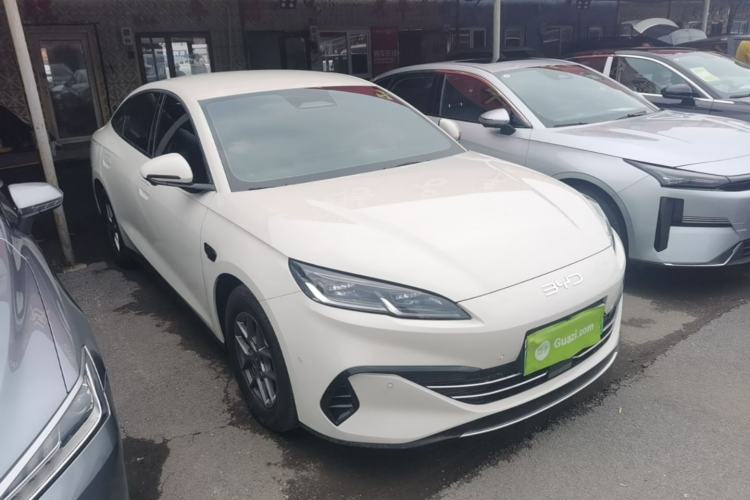 Used BYD Seal 06 New Energy 2025 DM-i Smart Drive 80KM Luxury Model Front Right 45 Deg