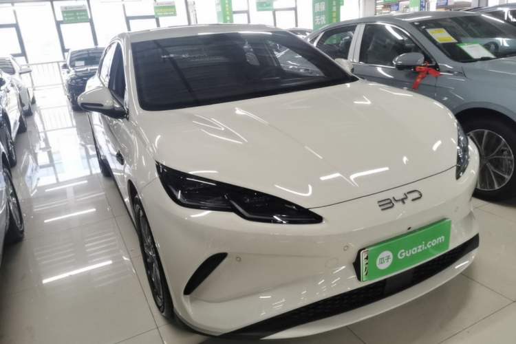 Used BYD Seal 06 New Energy 2025 EV 470KM Prestige Edition Front Right 45 Deg