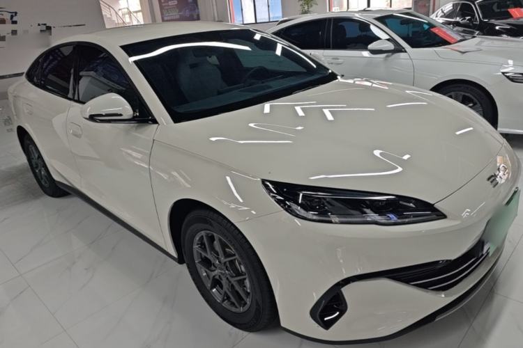 Used BYD Seal 06 New Energy 2025 DM-i Smart Drive 80KM Luxury Model Front Right 45 Deg