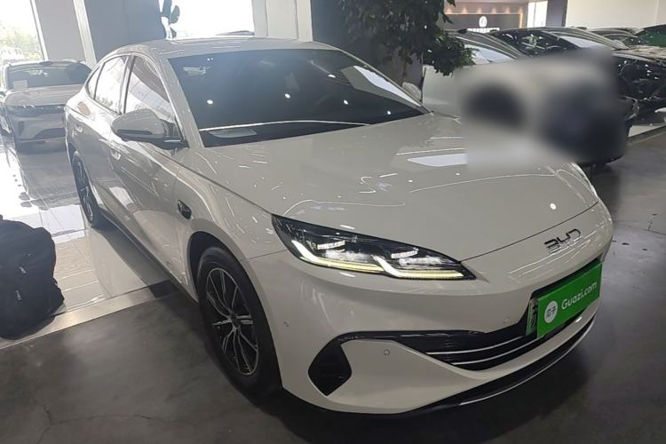 Used BYD Seal 06 New Energy 2025 DM-i Smart Drive 120KM Deluxe Model Front Right 45 Deg