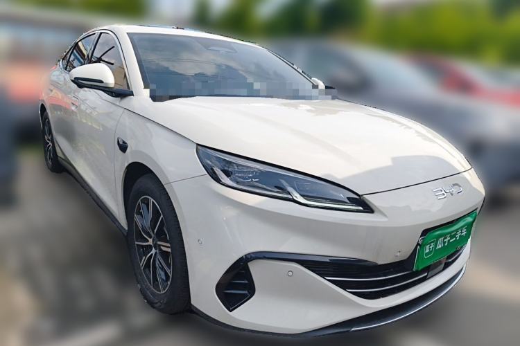 Used BYD Seal 06 New Energy 2025 DM-i Smart Drive 120KM Deluxe Model Front Right 45 Deg
